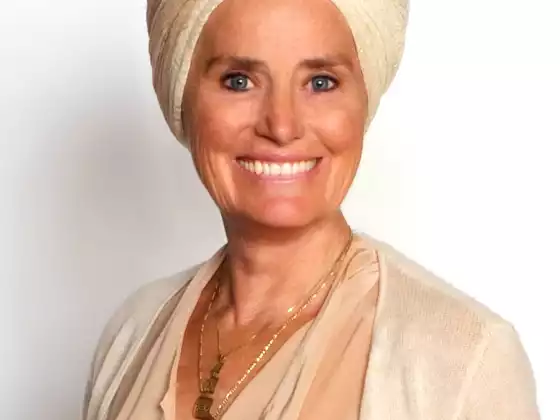 Gurutej Khalsa, 
                            Spirituality, Health & Wellness, Love and Relationships, Yoga, Personal Development & Coaching, Personal Development & Coaching 
                            Expert at Soulful Summit 2023: uma jornada interior, comece!